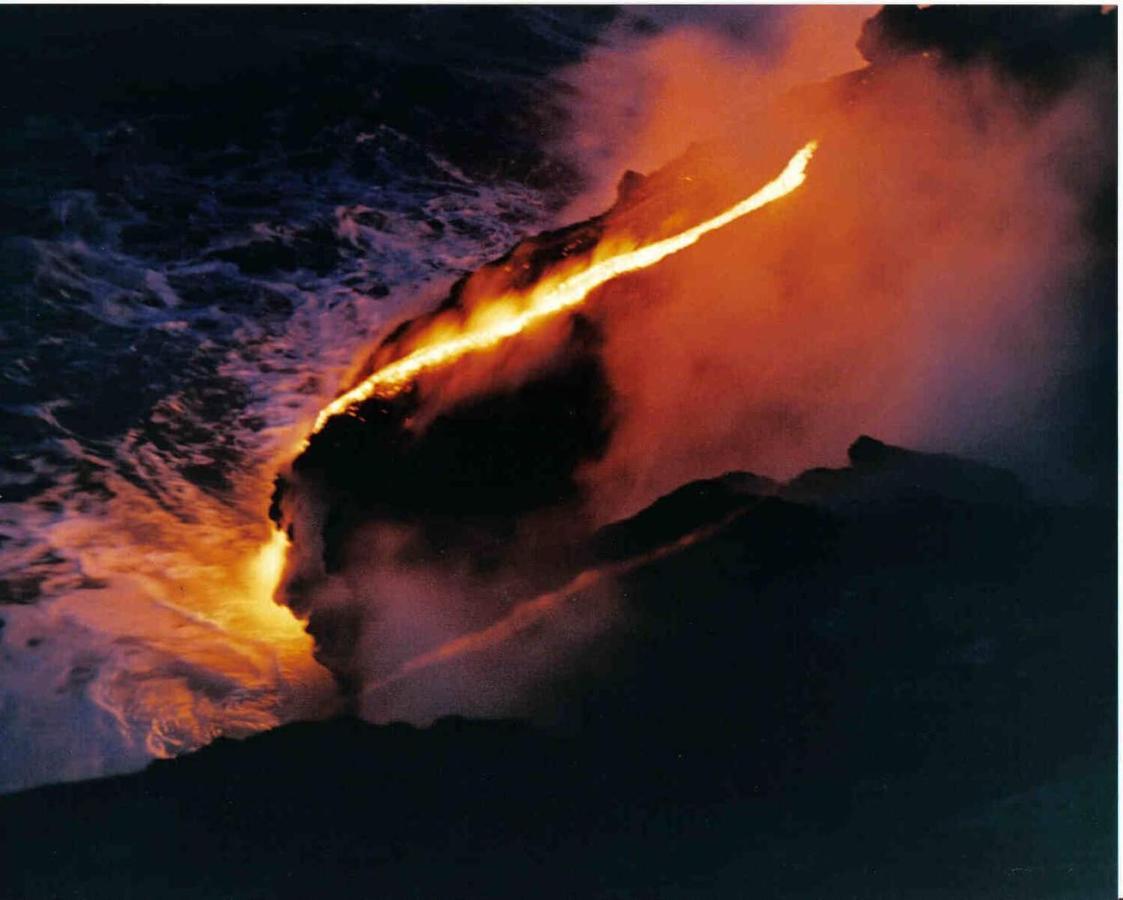 The Magical Lava Temple With Epic Volcano Views! Kehena Exteriér fotografie
